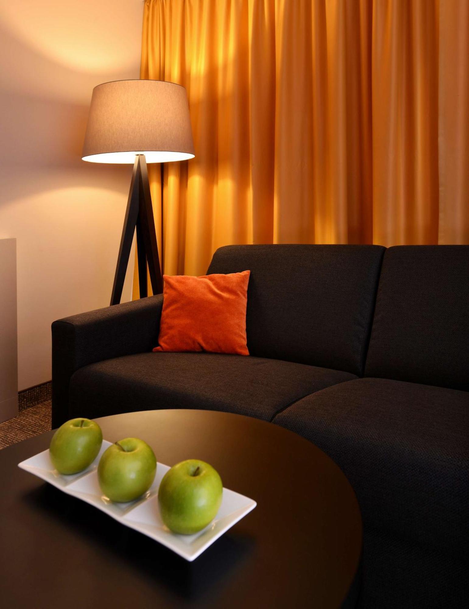 Best Western Plus Delta Park Hotel MHG Dış mekan fotoğraf